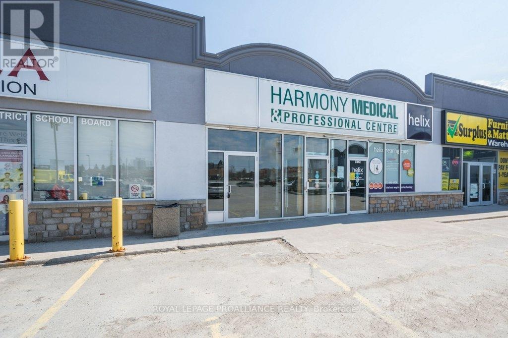 14 - 161 Bridge Street W, Belleville, Ontario  K8P 1K2 - Photo 2 - X9241817