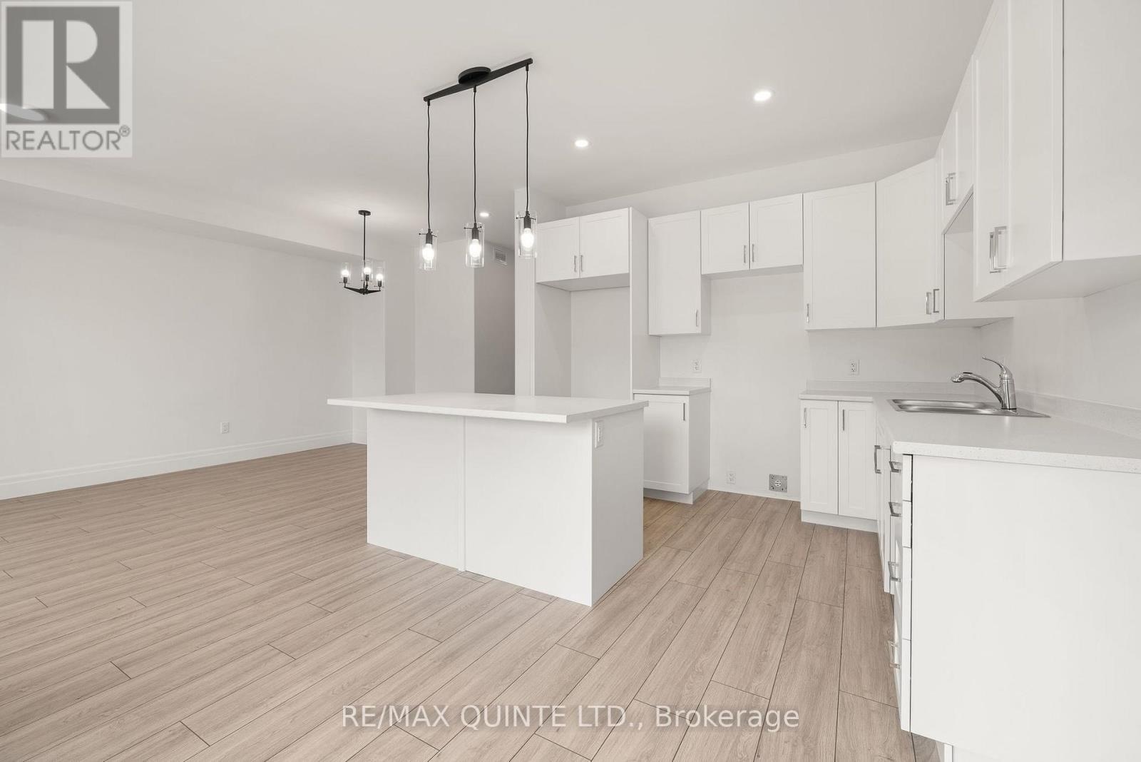 51 Evans Street, Prince Edward County, Ontario  K0K 2T0 - Photo 7 - X12320132
