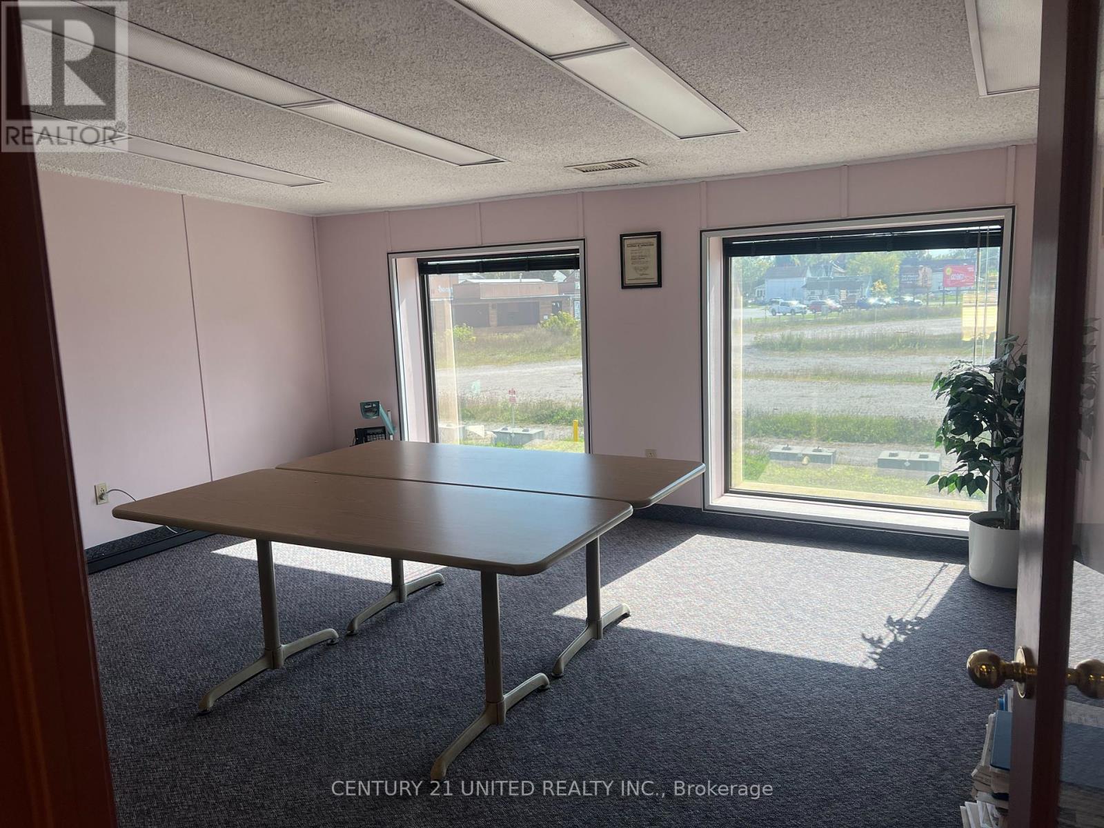 200 - 294 Rink Street, Peterborough, Ontario K9J 2K2 - Photo 8 - X11931429