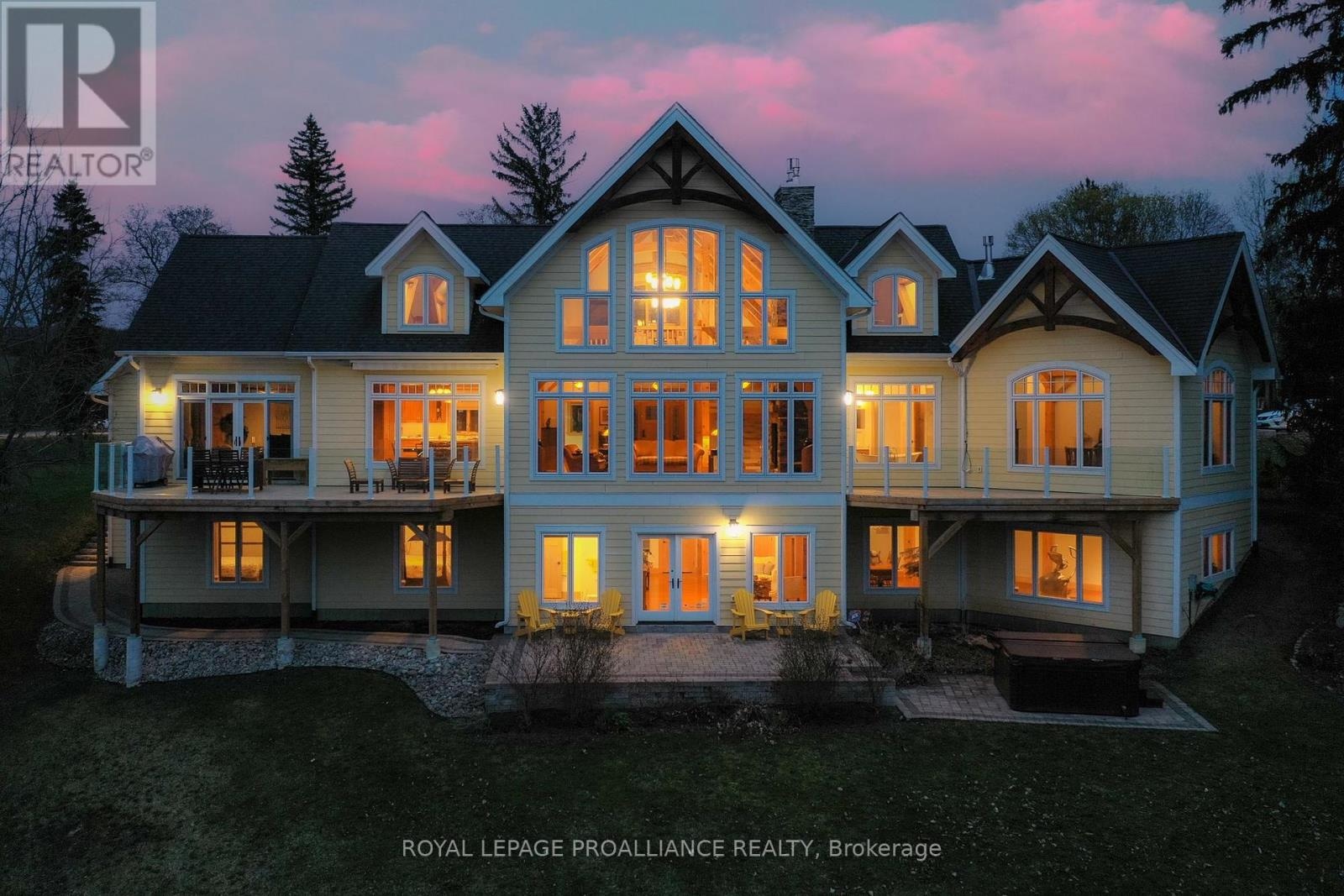 12698 Loyalist Parkway, Prince Edward County, Ontario  K0K 2T0 - Photo 1 - X12371479