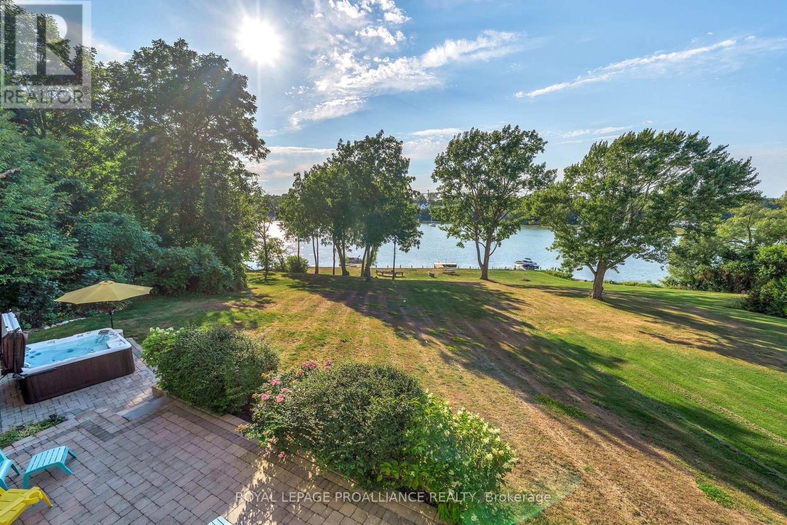 12698 Loyalist Parkway, Prince Edward County, Ontario  K0K 2T0 - Photo 38 - X12371479