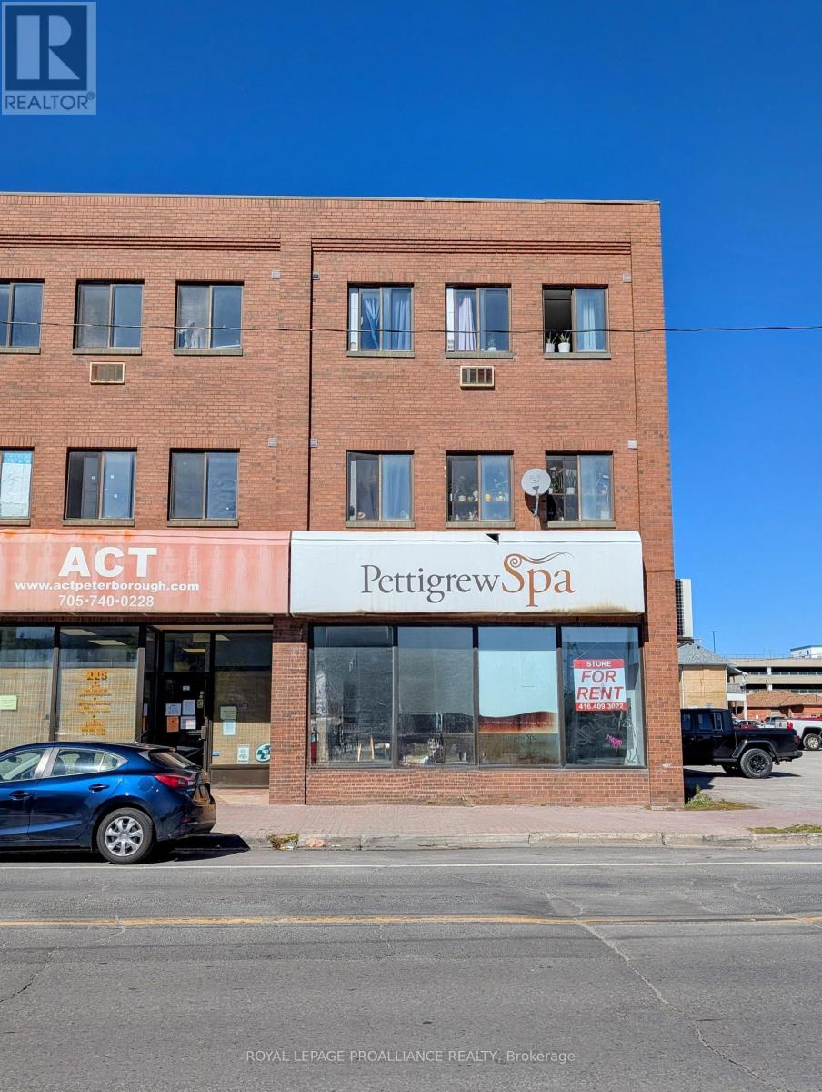 224 Charlotte Street, Peterborough, Ontario  K9J 2T8 - Photo 1 - X12464847
