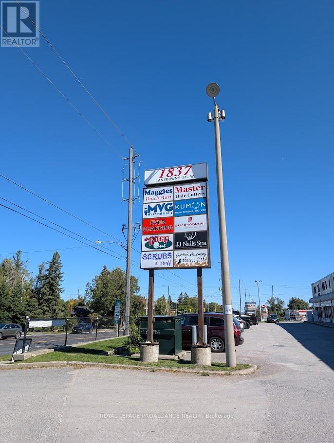 11b - 1837 Lansdowne Street W, Peterborough, Ontario  K9K 1R4 - Photo 7 - X12464849