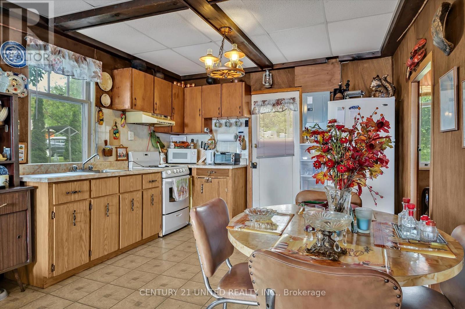 223 Paudash Street, Hiawatha First Nation, Ontario K0L 2G0 - Photo 12 - X12497058