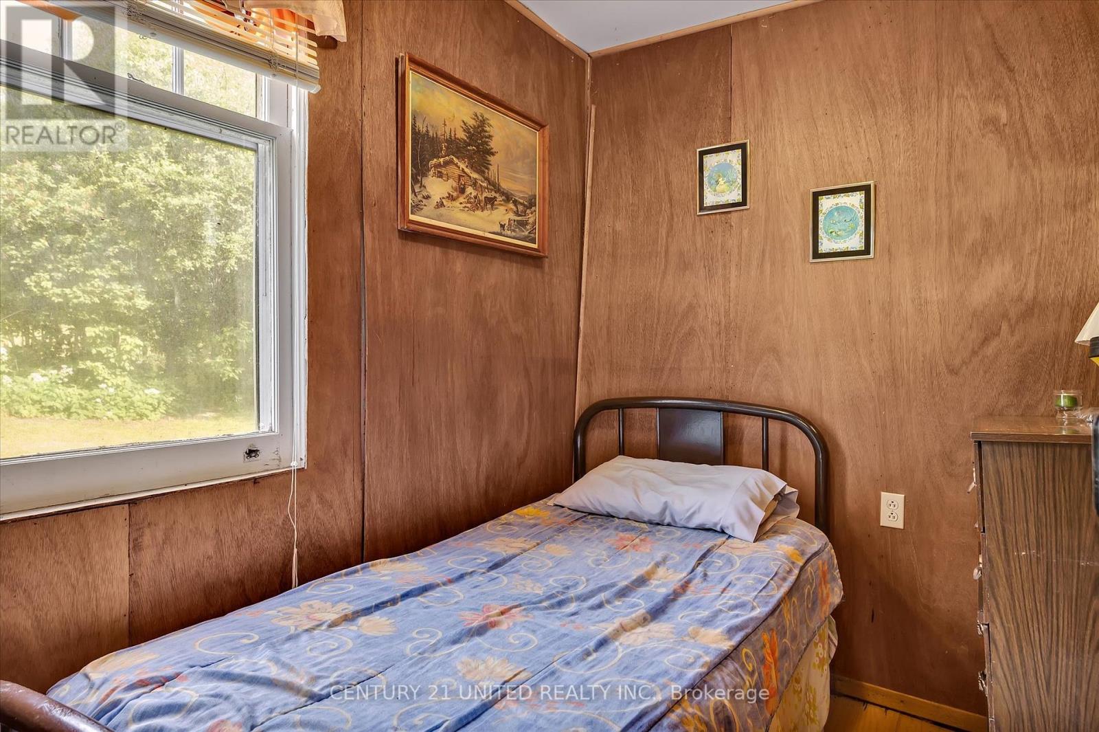223 Paudash Street, Hiawatha First Nation, Ontario K0L 2G0 - Photo 22 - X12497058
