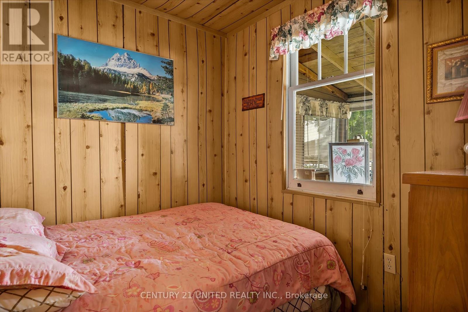 223 Paudash Street, Hiawatha First Nation, Ontario K0L 2G0 - Photo 23 - X12497058