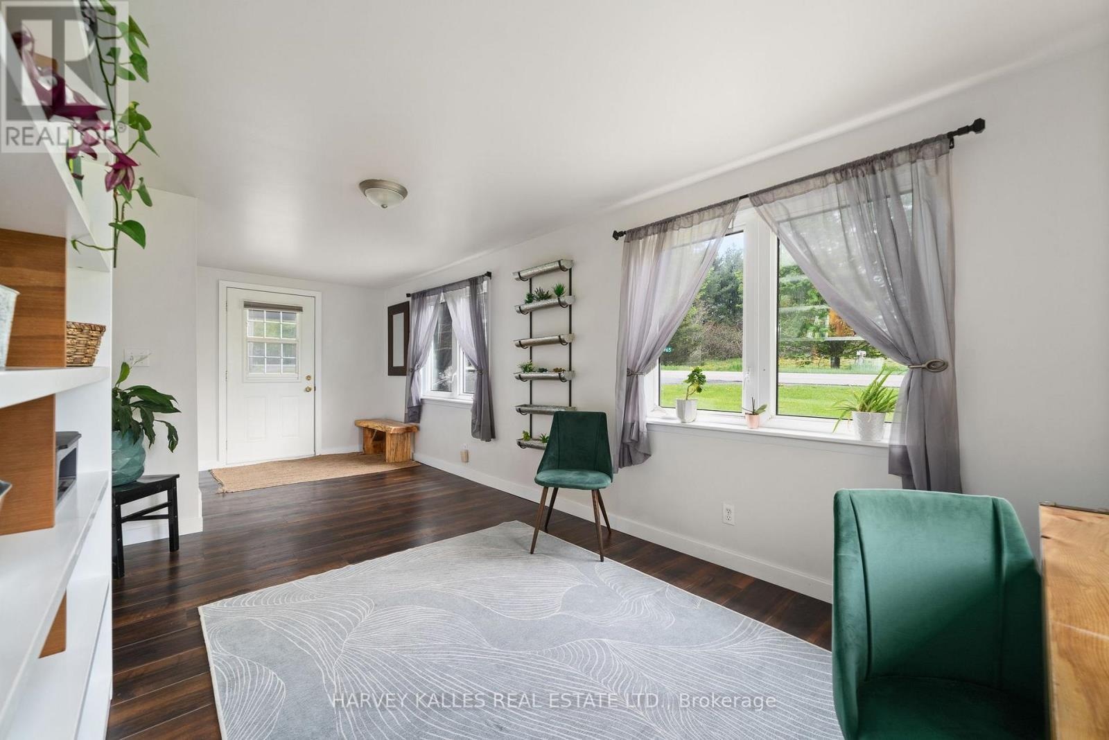 13965 Loyalist Parkway, Prince Edward County, Ontario  K0K 2T0 - Photo 5 - X12635328