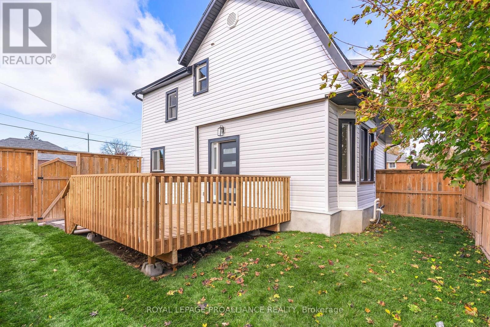 97 Donald Street S, Belleville, Ontario  K8P 2J6 - Photo 30 - X12523940