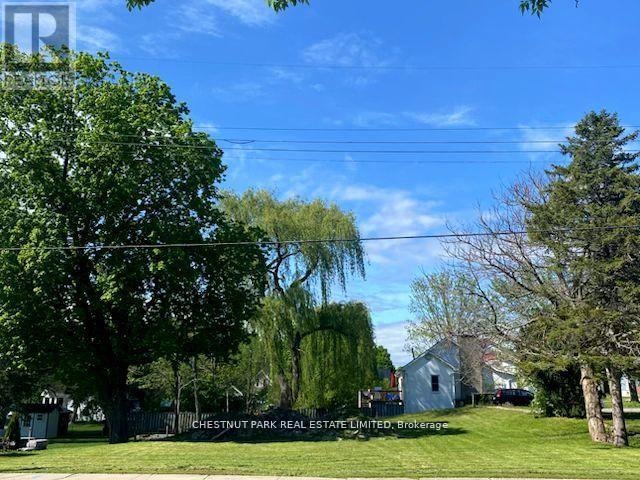 107 Union Street, Prince Edward County, Ontario  K0K 2T0 - Photo 1 - X12660586