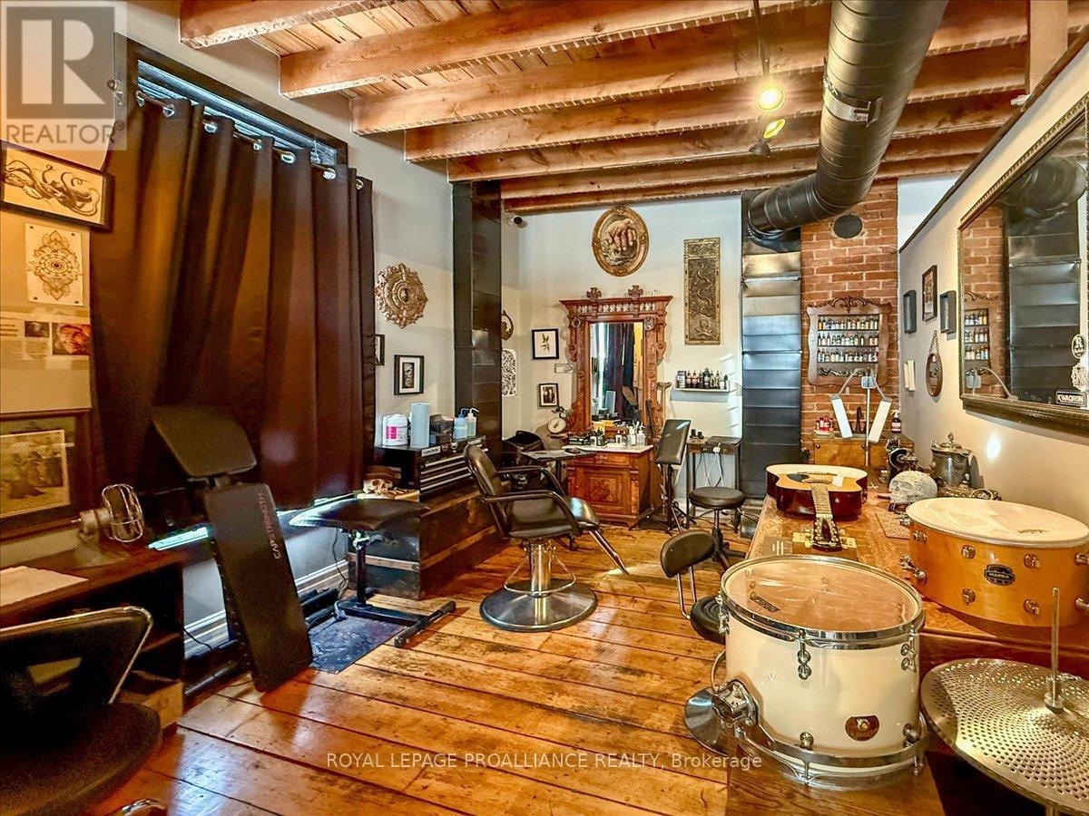 331 & 333 Picton Main Street, Prince Edward County, Ontario  K0K 2T0 - Photo 11 - X12663636