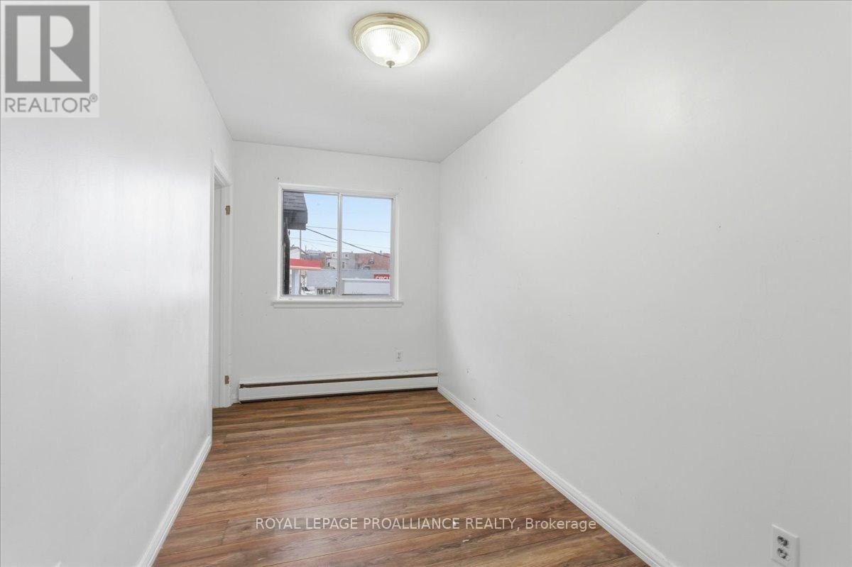 331 & 333 Picton Main Street, Prince Edward County, Ontario  K0K 2T0 - Photo 25 - X12663636