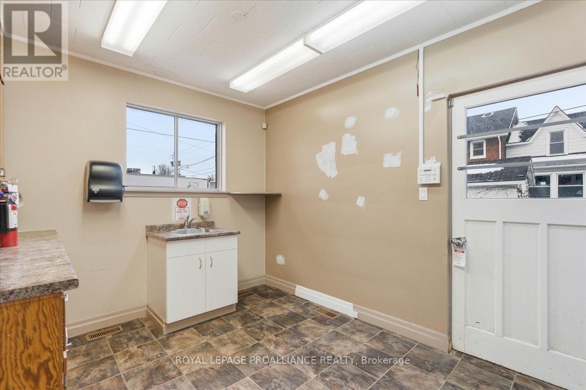 331 & 333 Picton Main Street, Prince Edward County, Ontario  K0K 2T0 - Photo 30 - X12663636