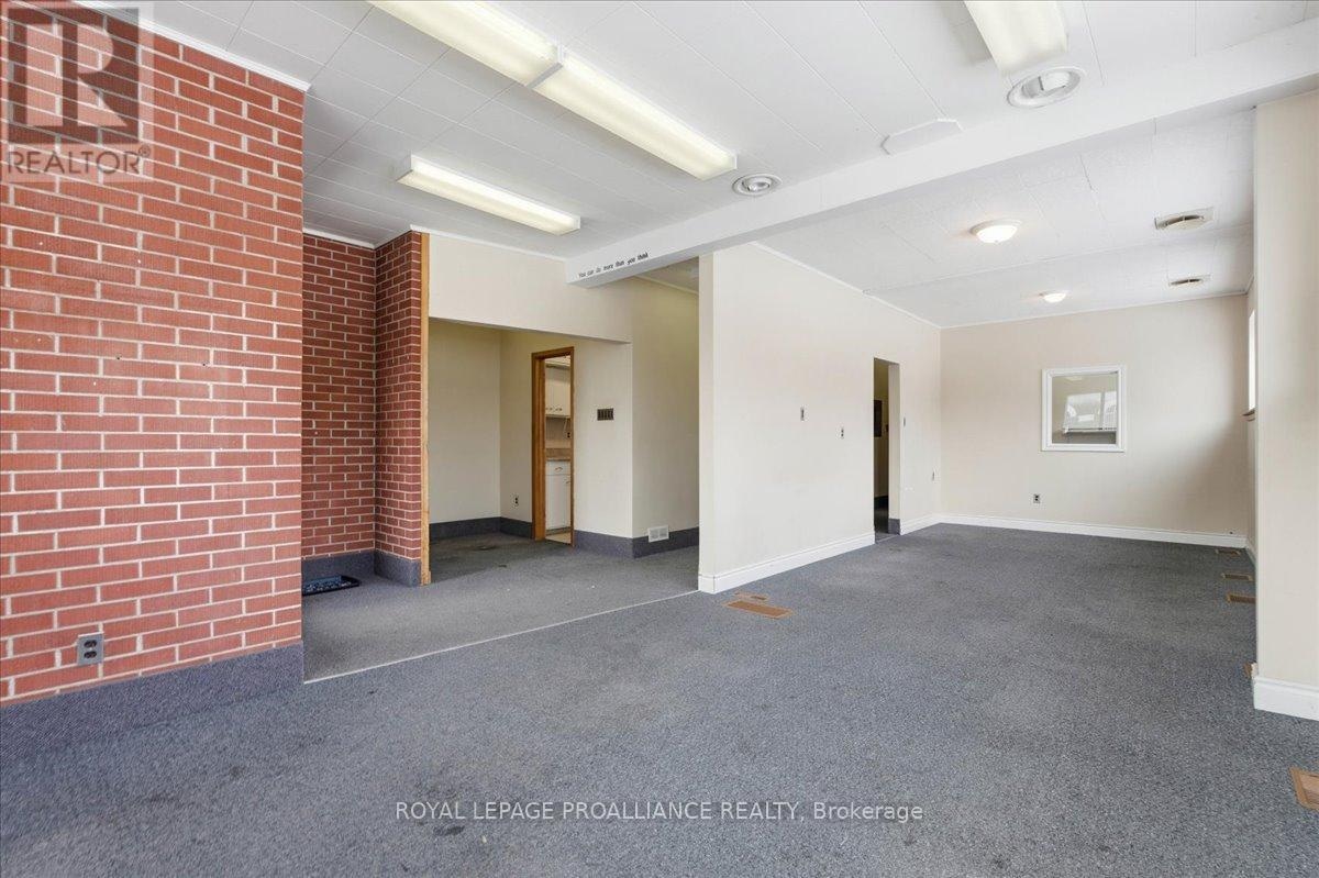 331 & 333 Picton Main Street, Prince Edward County, Ontario  K0K 2T0 - Photo 38 - X12663636