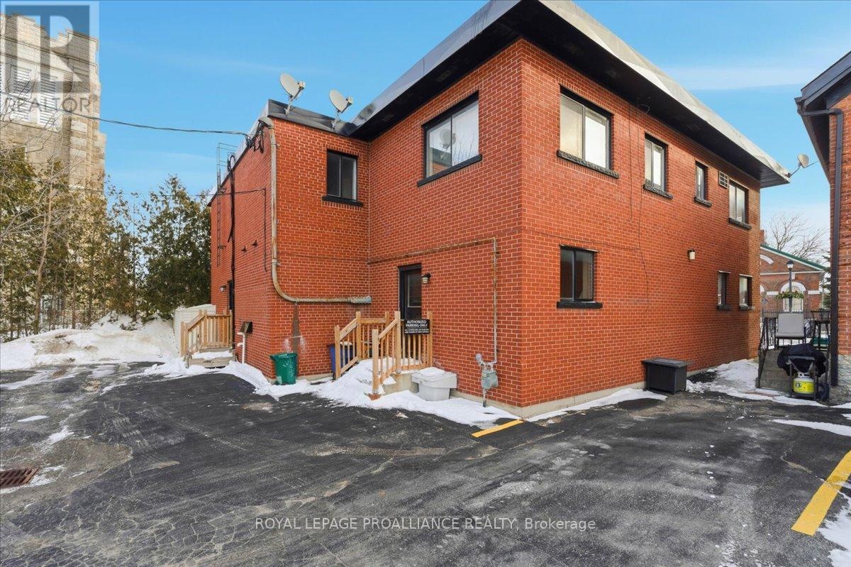 331 & 333 Picton Main Street, Prince Edward County, Ontario  K0K 2T0 - Photo 7 - X12663636