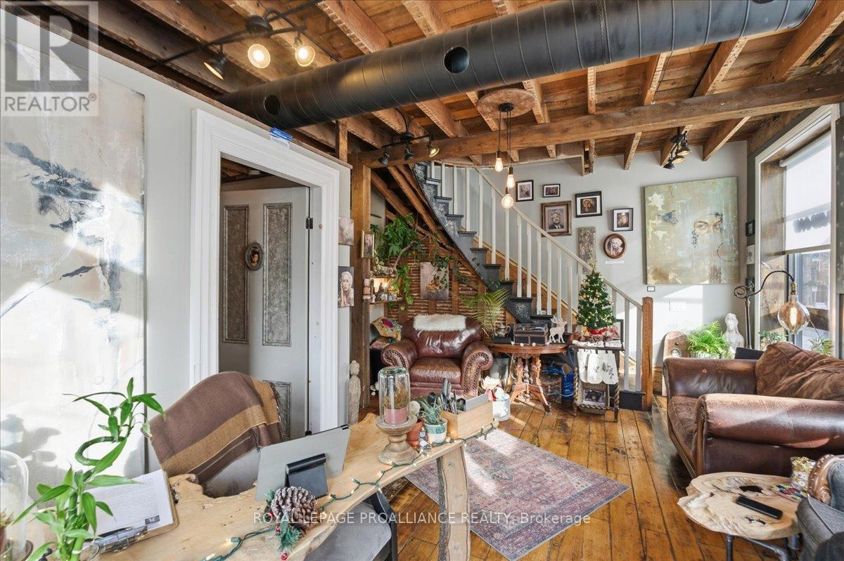 331 & 333 Picton Main Street, Prince Edward County, Ontario  K0K 2T0 - Photo 8 - X12663636