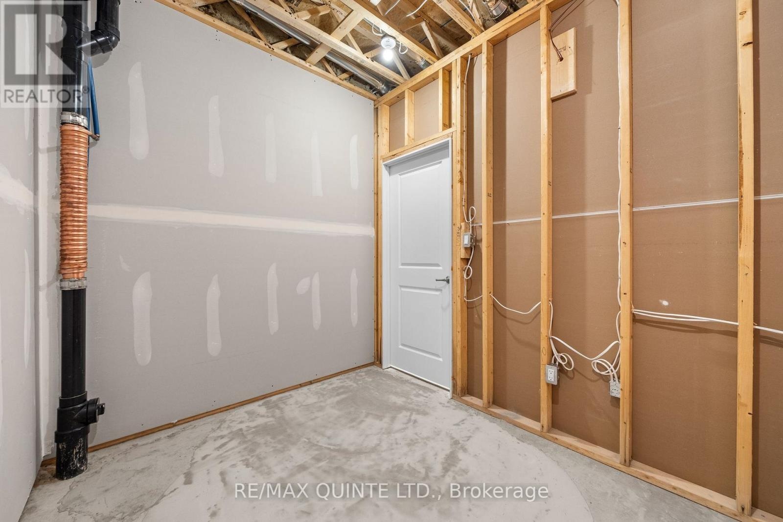51 Evans Street, Prince Edward County, Ontario  K0K 2T0 - Photo 24 - X12320132