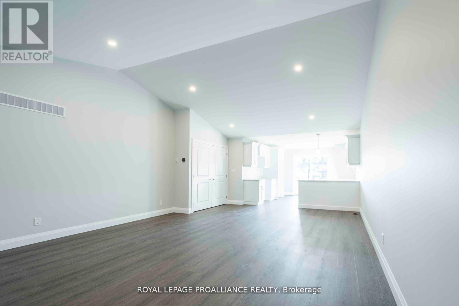 42 Mackenzie John Crescent, Brighton, Ontario  K0K 1H0 - Photo 4 - X12720108