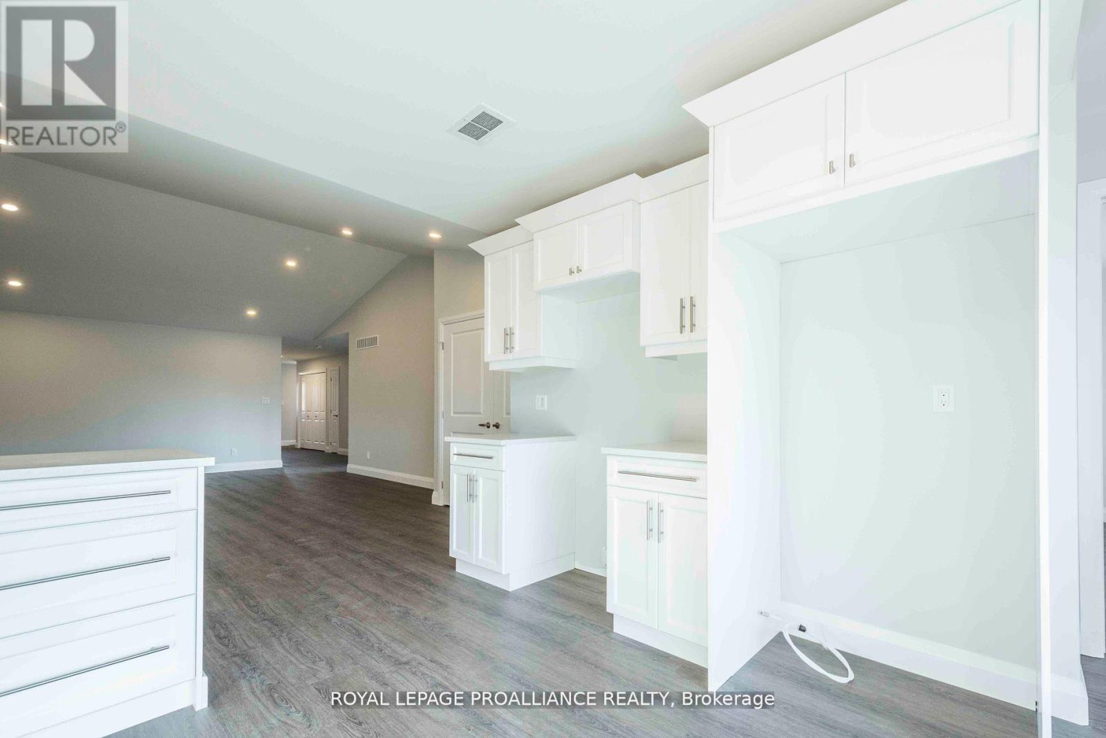 48 Mackenzie John Crescent, Brighton, Ontario  K0K 1H0 - Photo 9 - X12720414