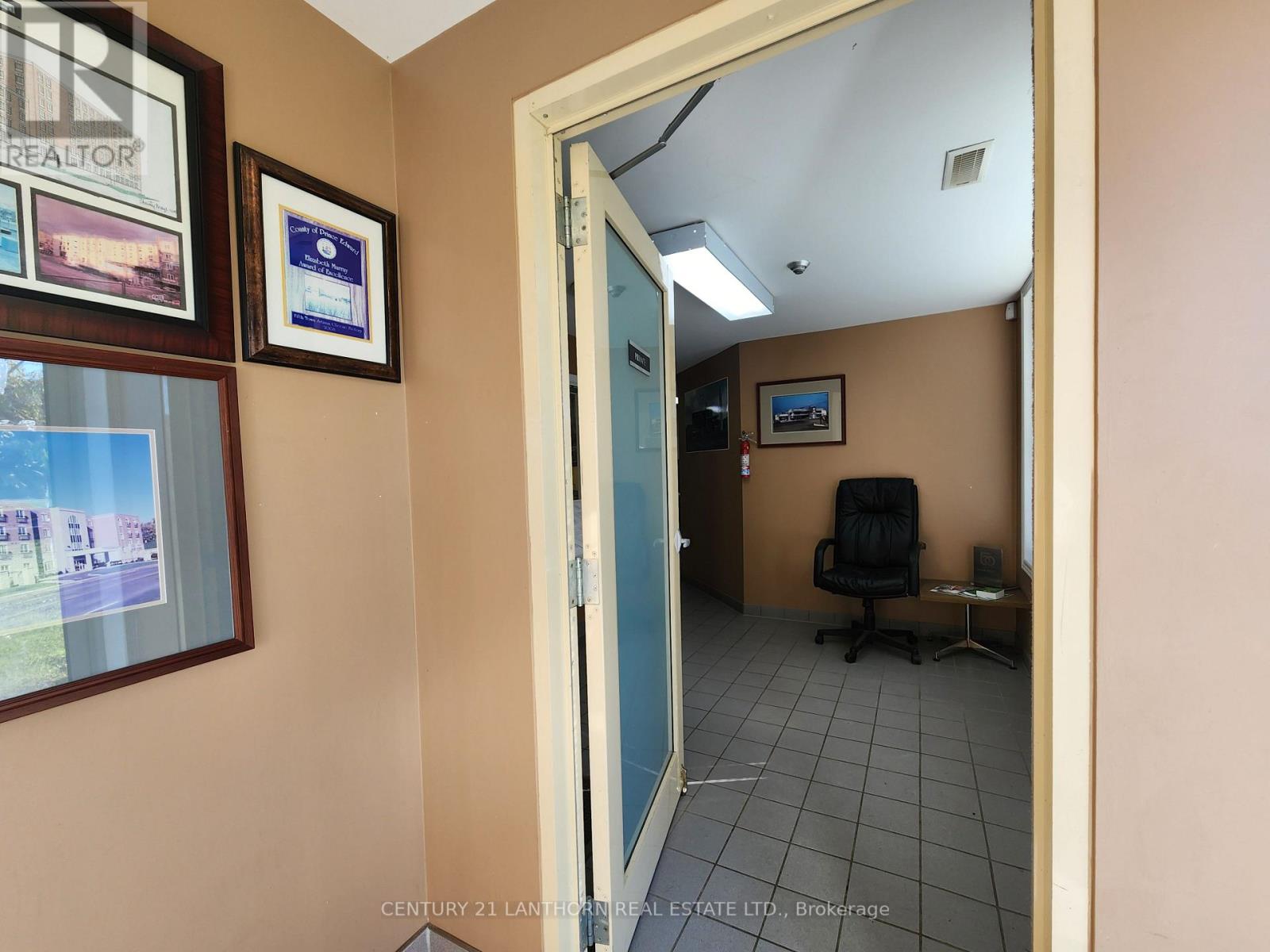 640 Dundas Street E, Belleville, Ontario  K8N 1G7 - Photo 33 - X12771242