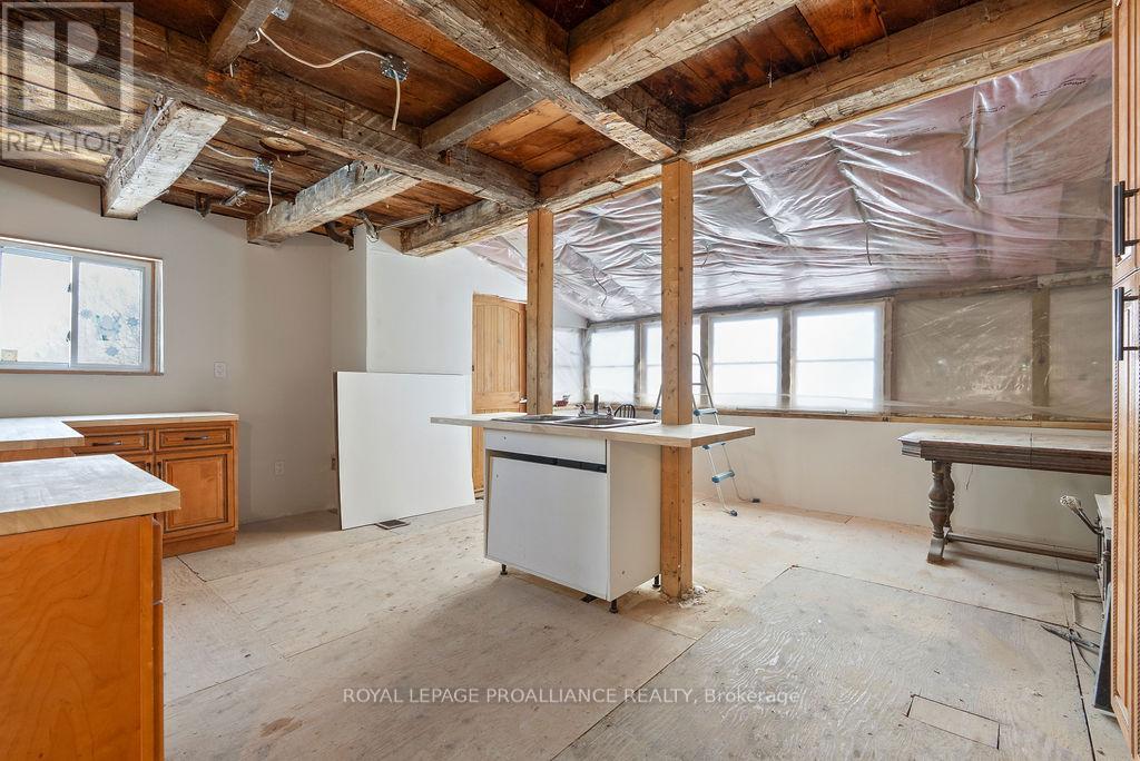 25 Thomas Street, Tweed, Ontario  K0K 3H0 - Photo 16 - X12801932