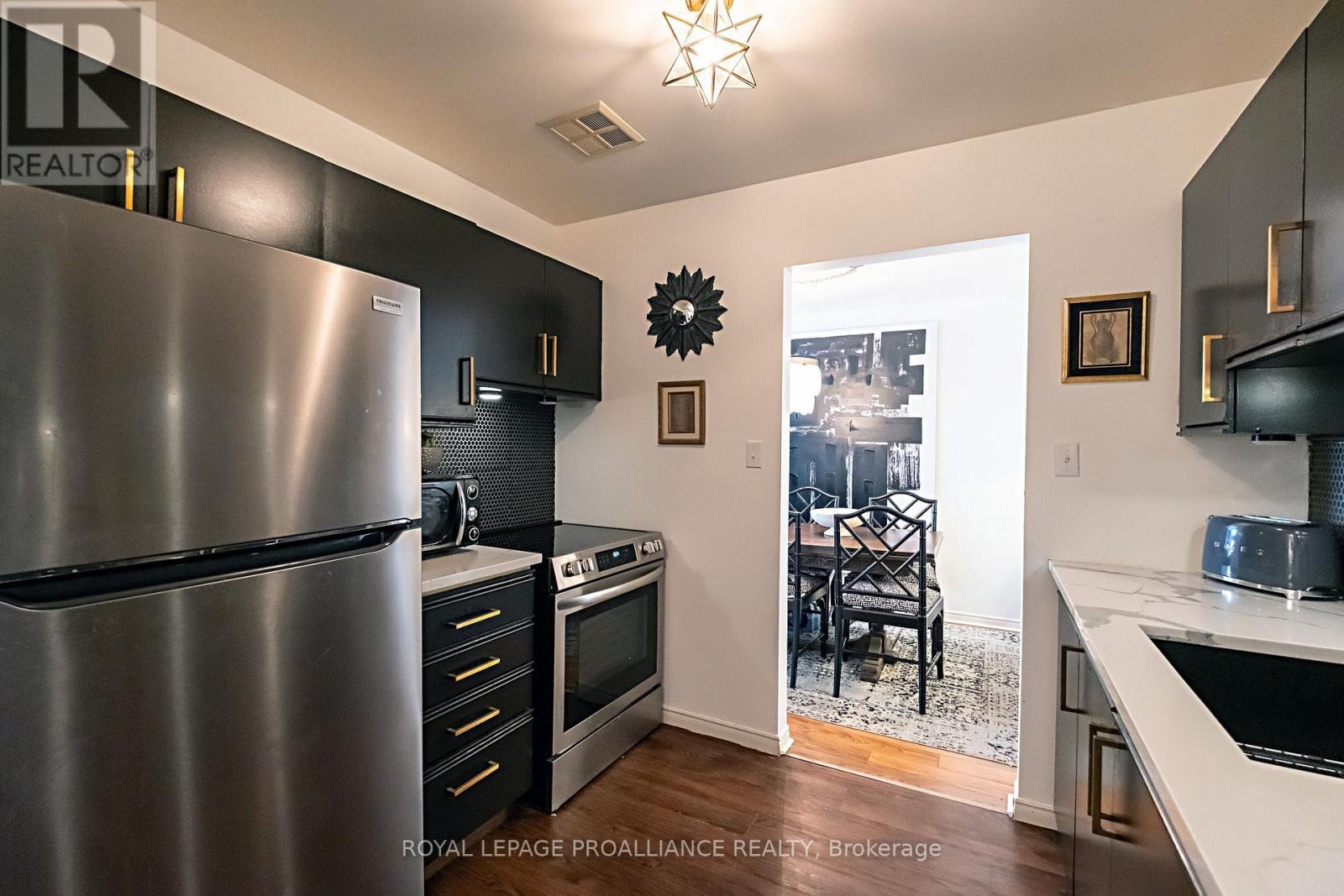 311a - 221 North Park Street, Belleville, Ontario K8P 5A6 - Photo 7 - X12804718