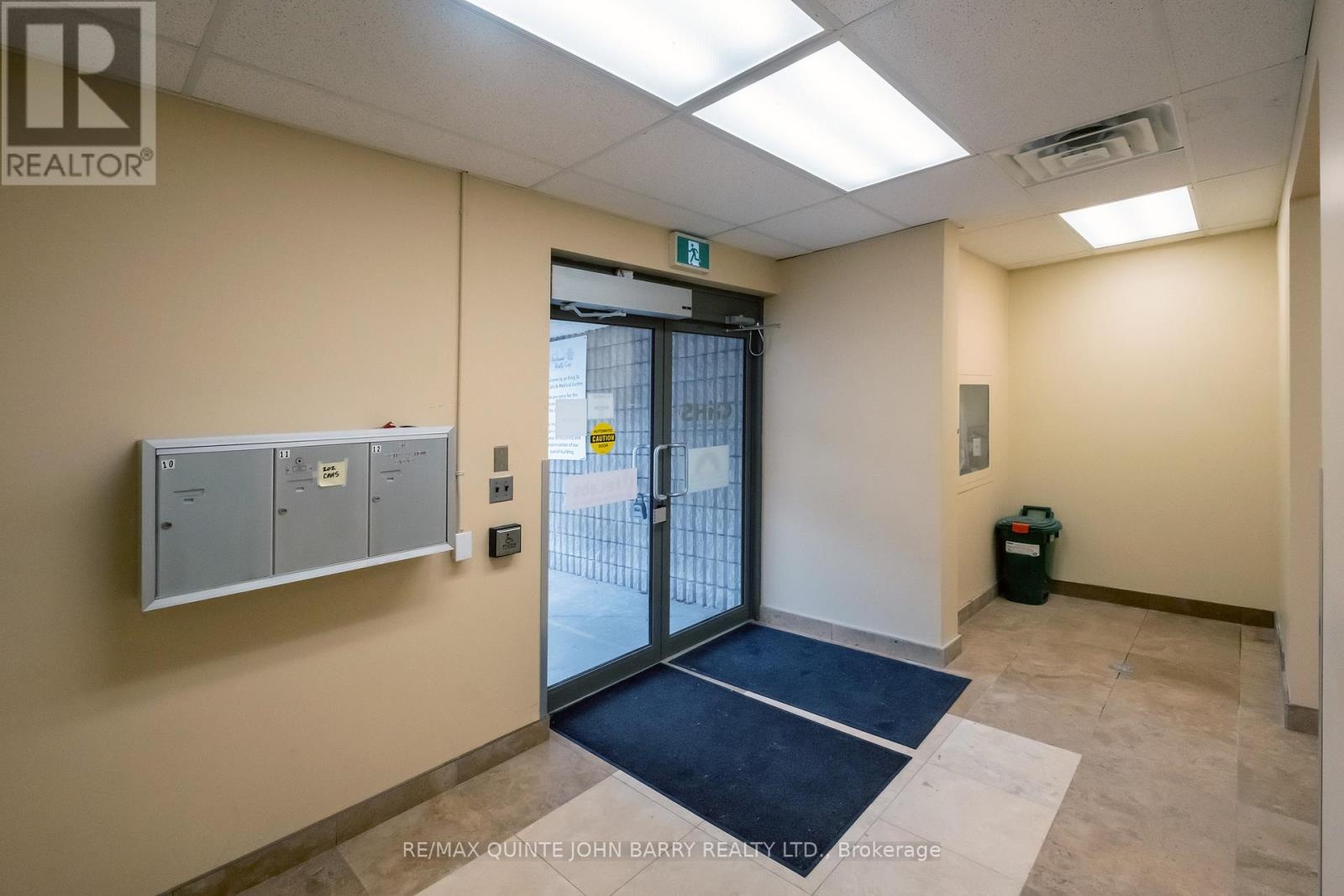 201 - 30 King Street, Quinte West, Ontario  K8V 6B1 - Photo 3 - X12839542