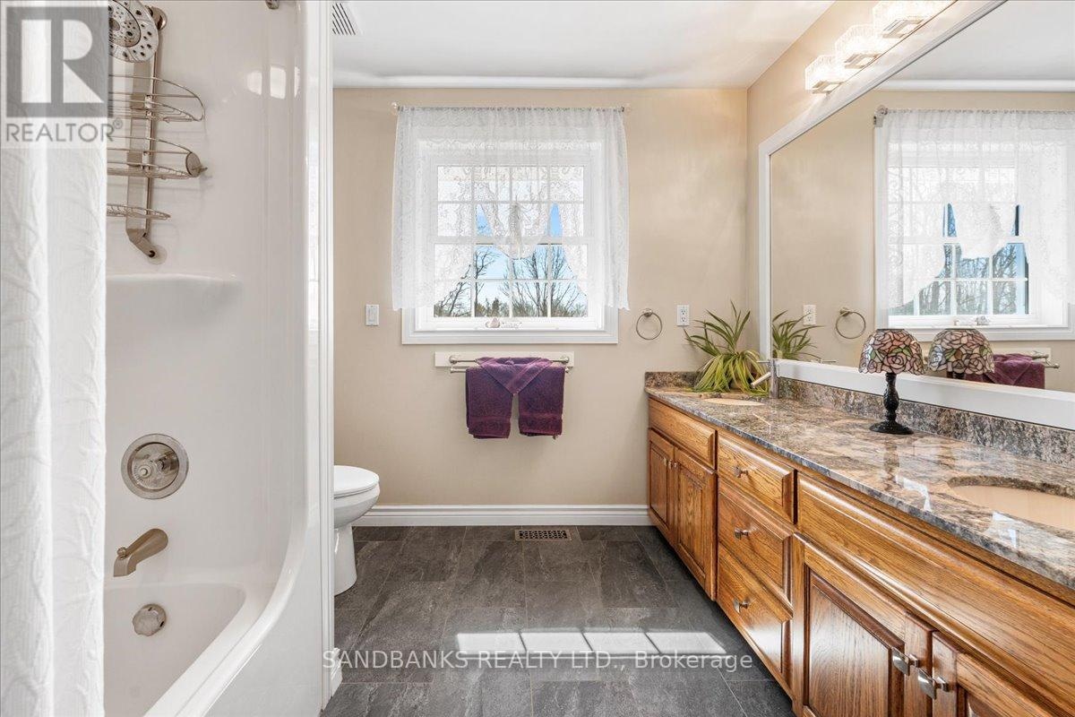 108 Murray Street, Quinte West, Ontario  K8V 5P4 - Photo 35 - X12869362