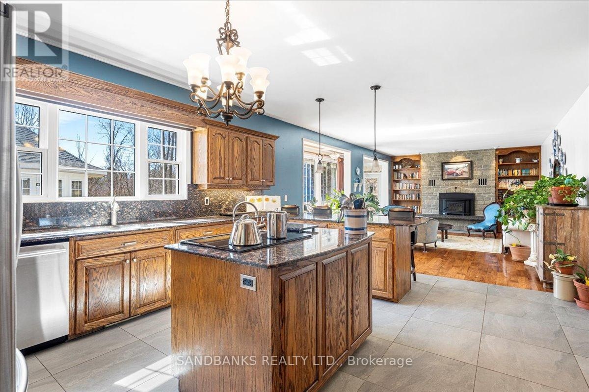 108 Murray Street, Quinte West, Ontario  K8V 5P4 - Photo 9 - X12869362