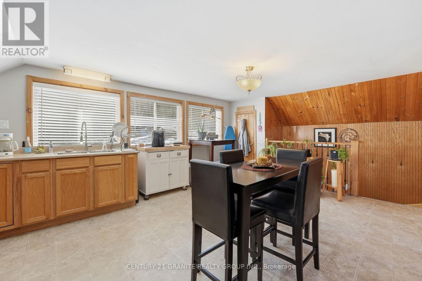 34820 Ab Hwy 62 Highway, Hastings Highlands, Ontario  K0L 2R0 - Photo 28 - X12875750