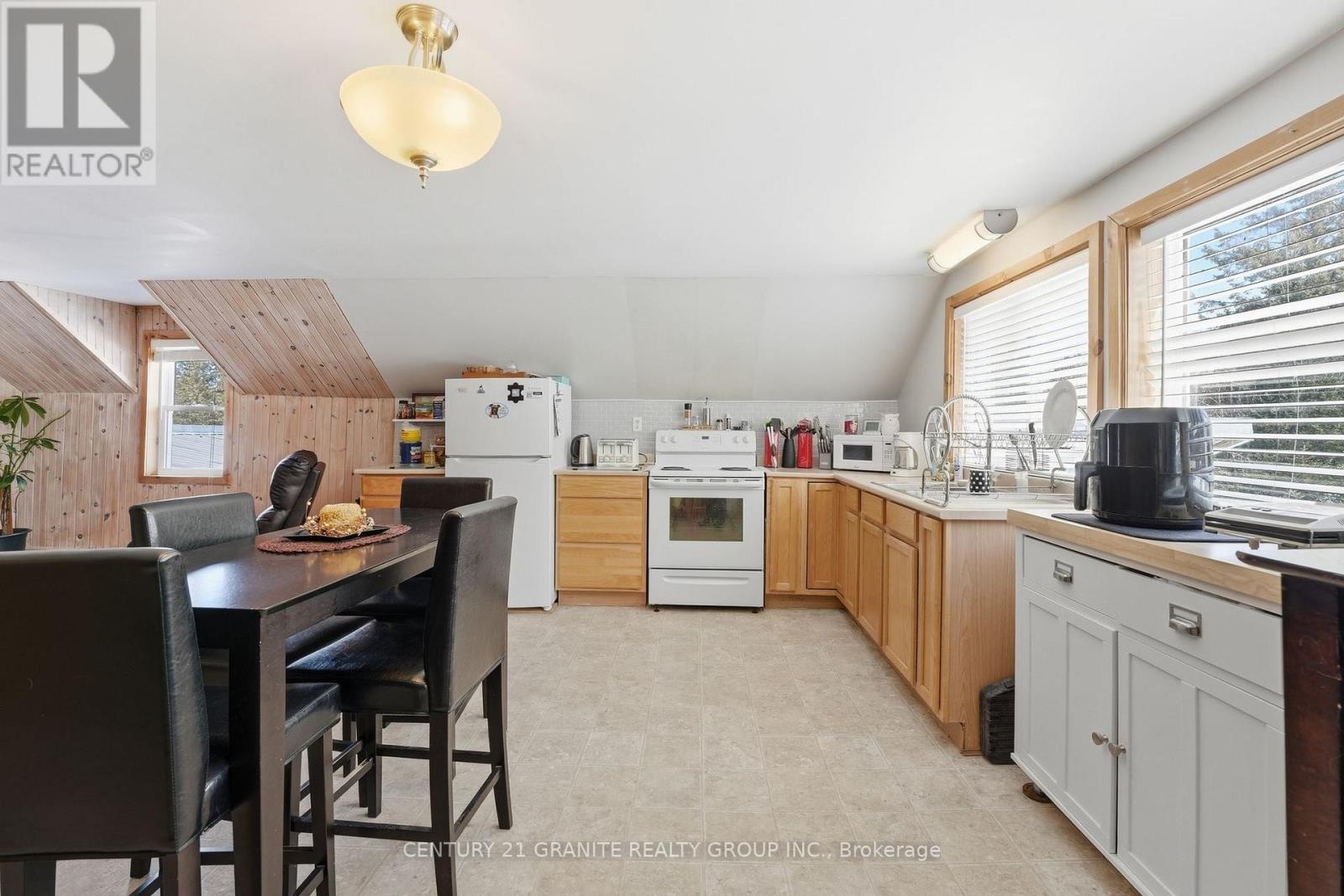 34820 Ab Hwy 62 Highway, Hastings Highlands, Ontario  K0L 2R0 - Photo 31 - X12875750