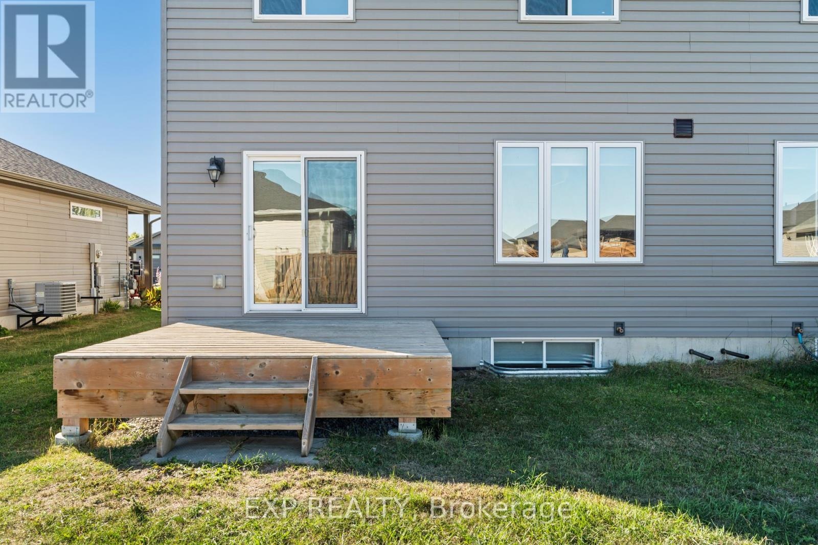 10 Cobblestone Street, Belleville, Ontario  K8P 0E4 - Photo 28 - X12896428