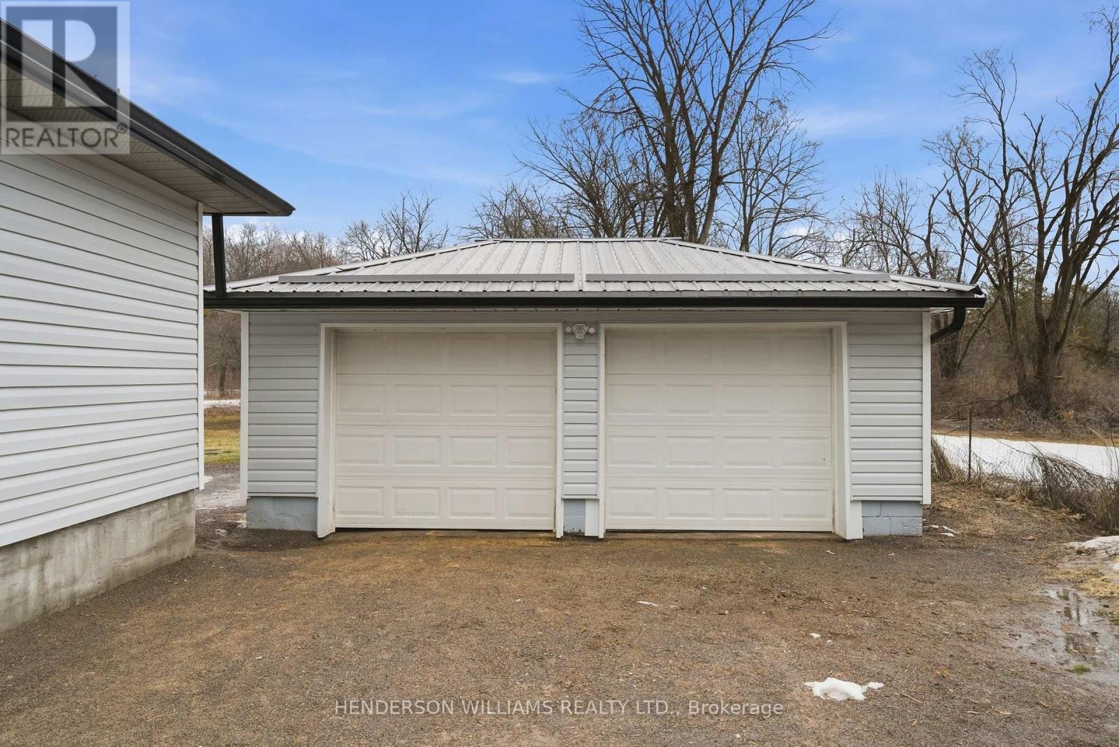 732 Glen Miller Road, Quinte West, Ontario K8V 5P8 - Photo 37 - X12893440