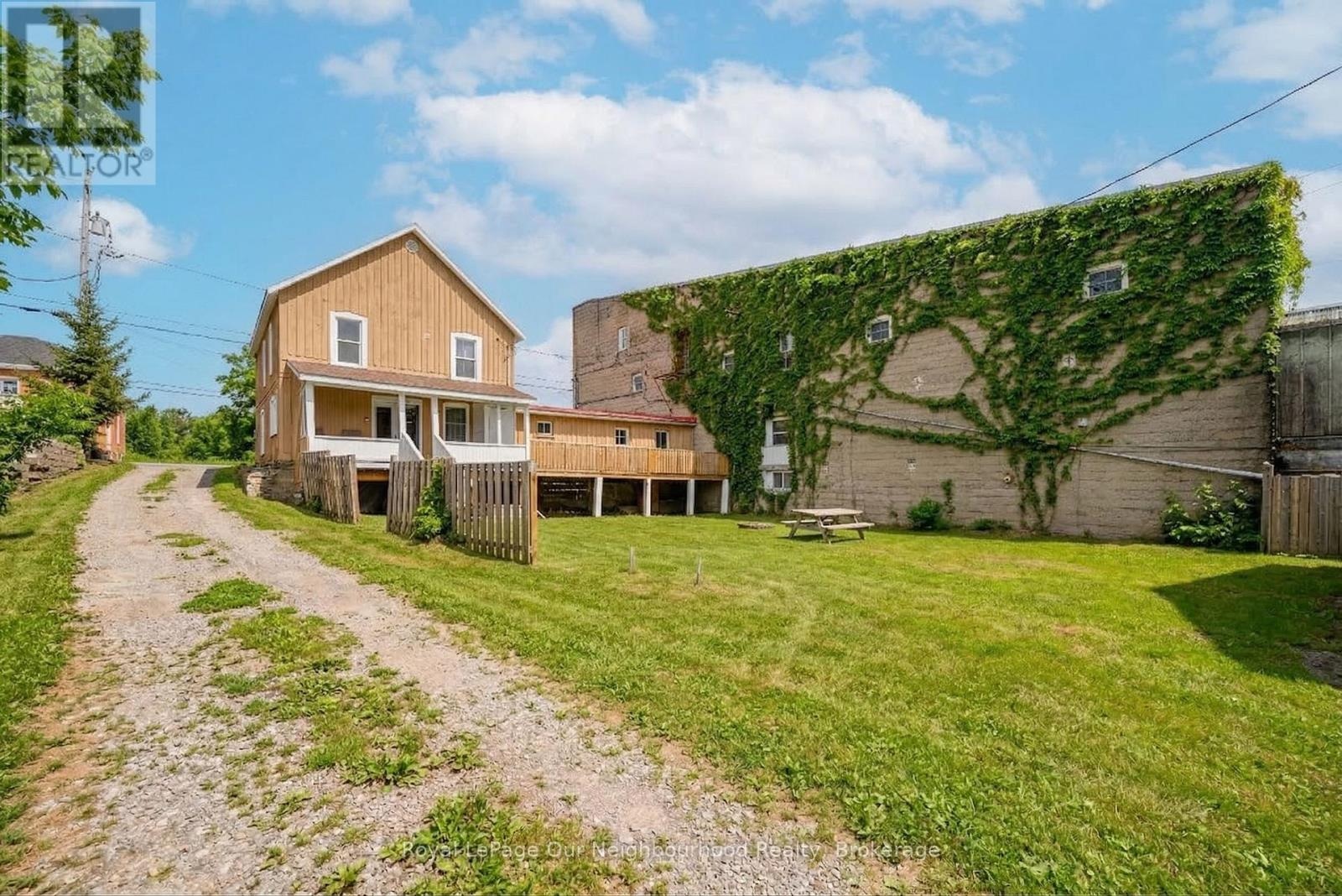 101 Durham Street S, Centre Hastings, Ontario K0K 2K0 - Photo 10 - X12901862