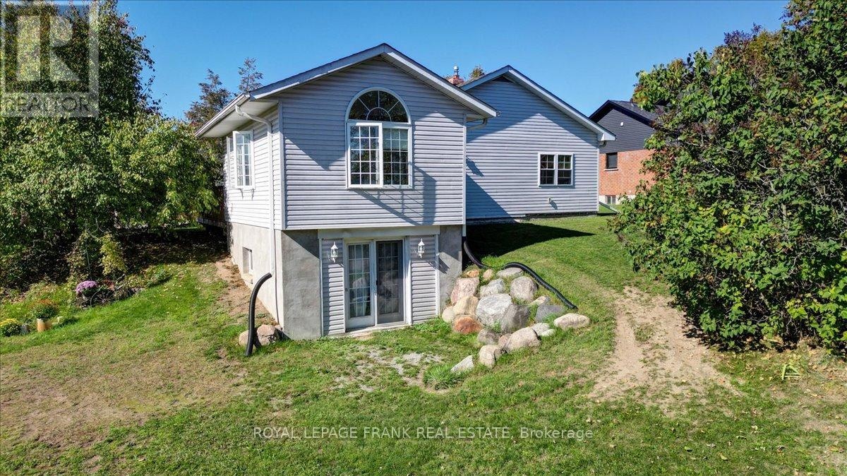 2374 Indian River Line, Otonabee-South Monaghan, Ontario  K0L 2B0 - Photo 2 - X12902510