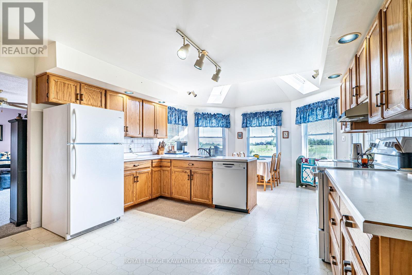 120 Mark Road, Kawartha Lakes, Ontario K0M 2G0 - Photo 23 - X12924528