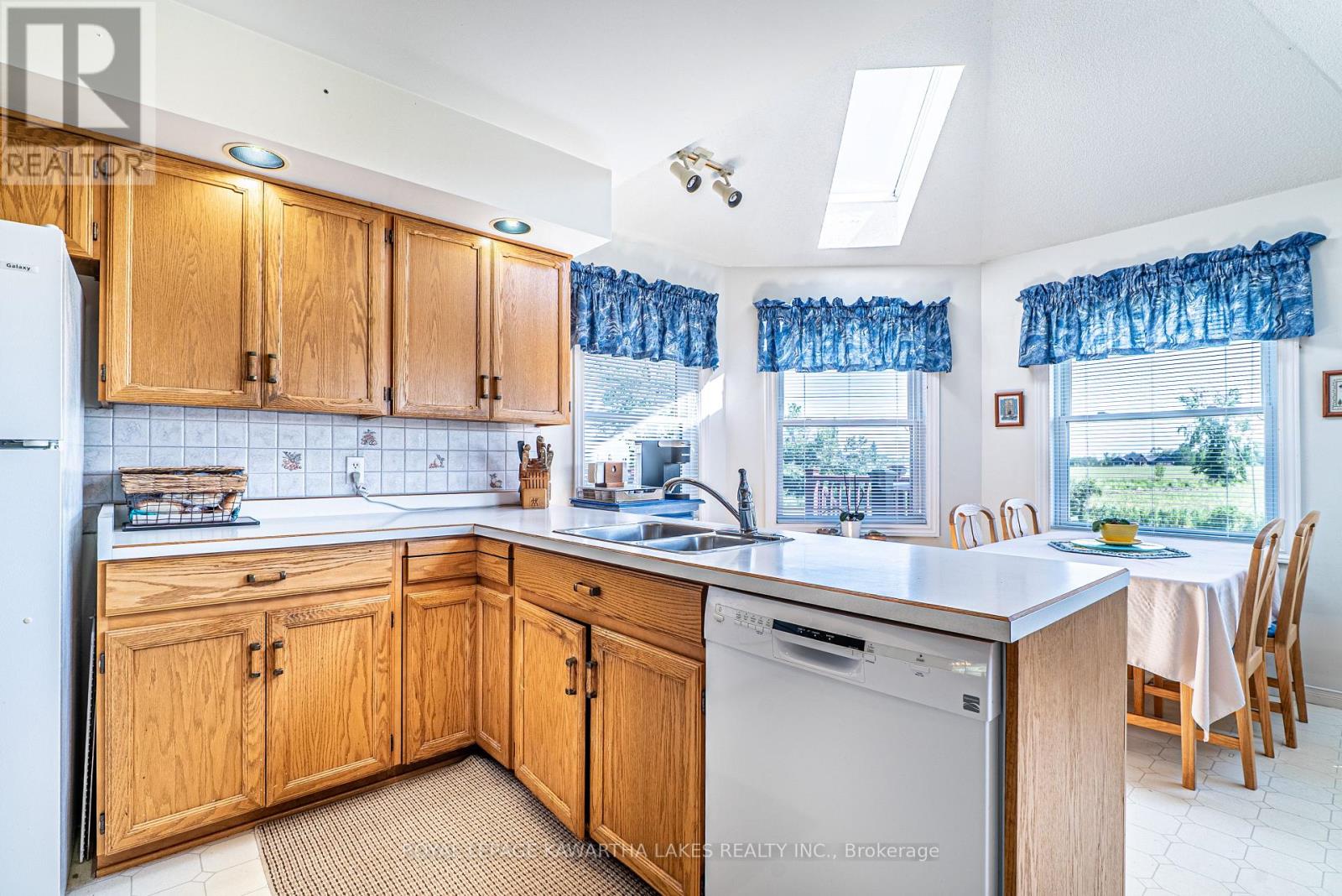120 Mark Road, Kawartha Lakes, Ontario K0M 2G0 - Photo 25 - X12924528