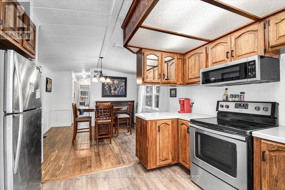 19 High Bush Road, Hastings Highlands, Ontario  K0L 2K0 - Photo 12 - X12925190