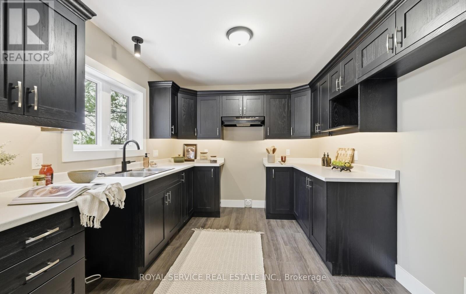 604 Fortye Drive, Peterborough, Ontario  K9K 2H3 - Photo 13 - X12928310