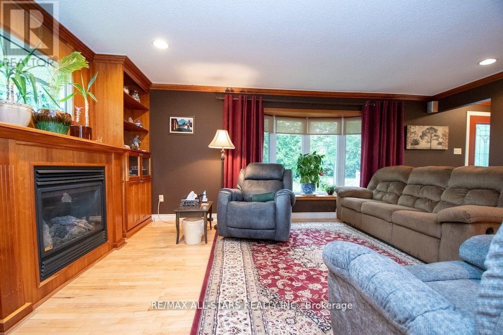 690 Post Road, Kawartha Lakes, Ontario  K0L 2X0 - Photo 8 - X12933976