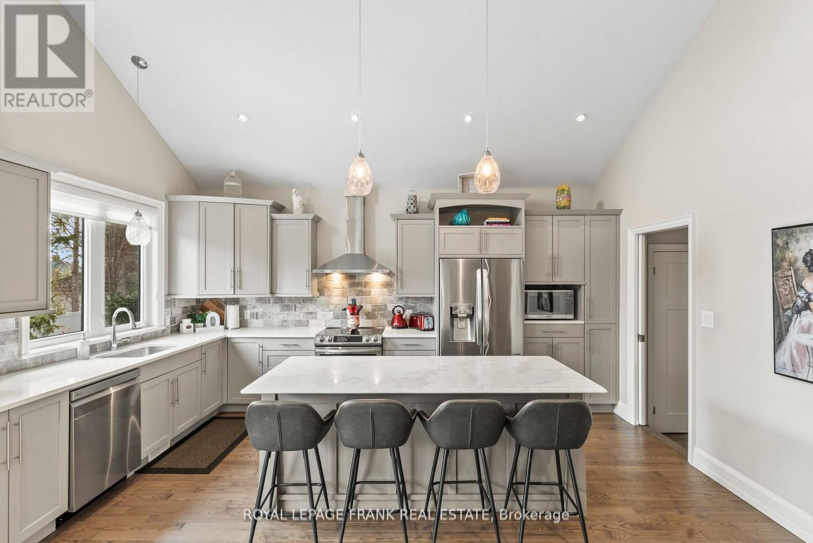 864 Burnham Street, Cobourg, Ontario  K9A 2X7 - Photo 12 - X12936698