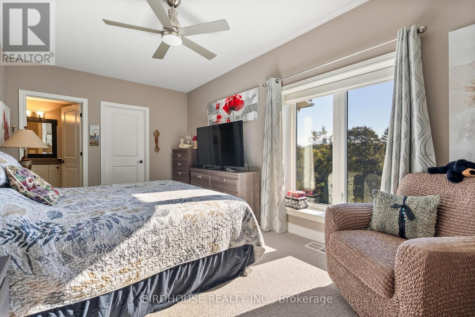 301 - 94 Francis Street W, Kawartha Lakes, Ontario  K0M 1N0 - Photo 19 - X12447664