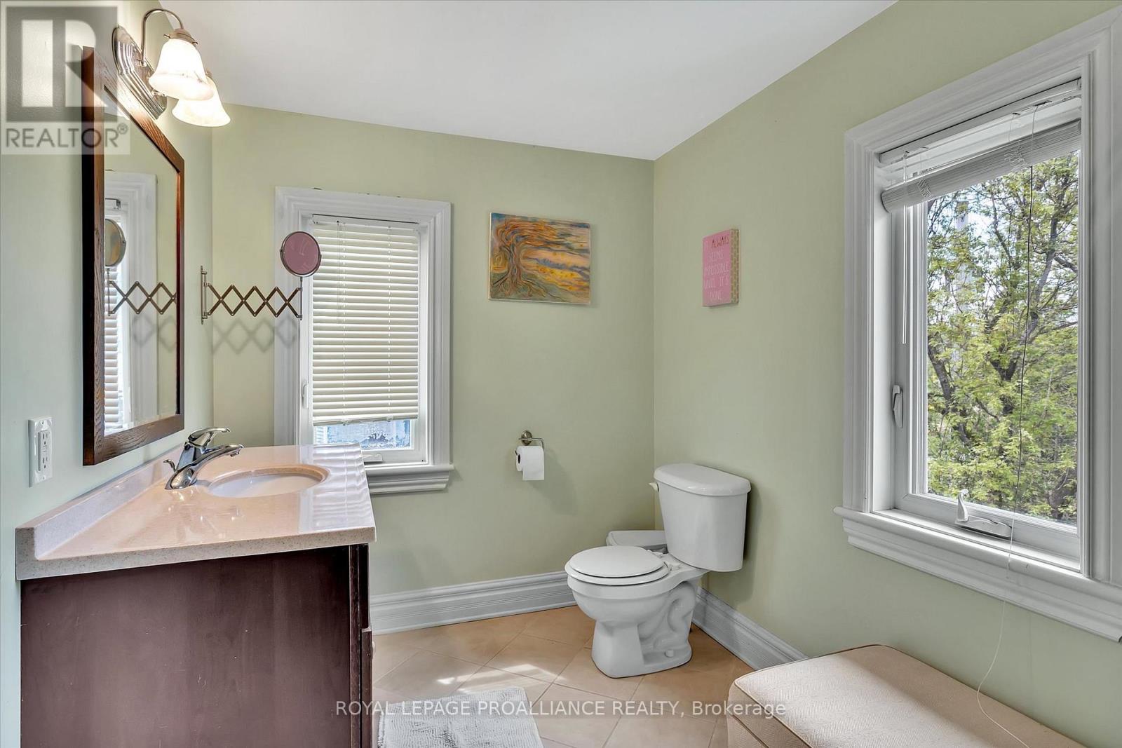 17581 Highway 60, Madawaska Valley, Ontario K0J 2N0 - Photo 39 - X12940996
