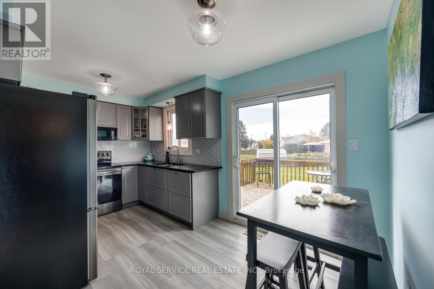 19 Propp Drive, Kawartha Lakes, Ontario  L0A 1K0 - Photo 8 - X12840044