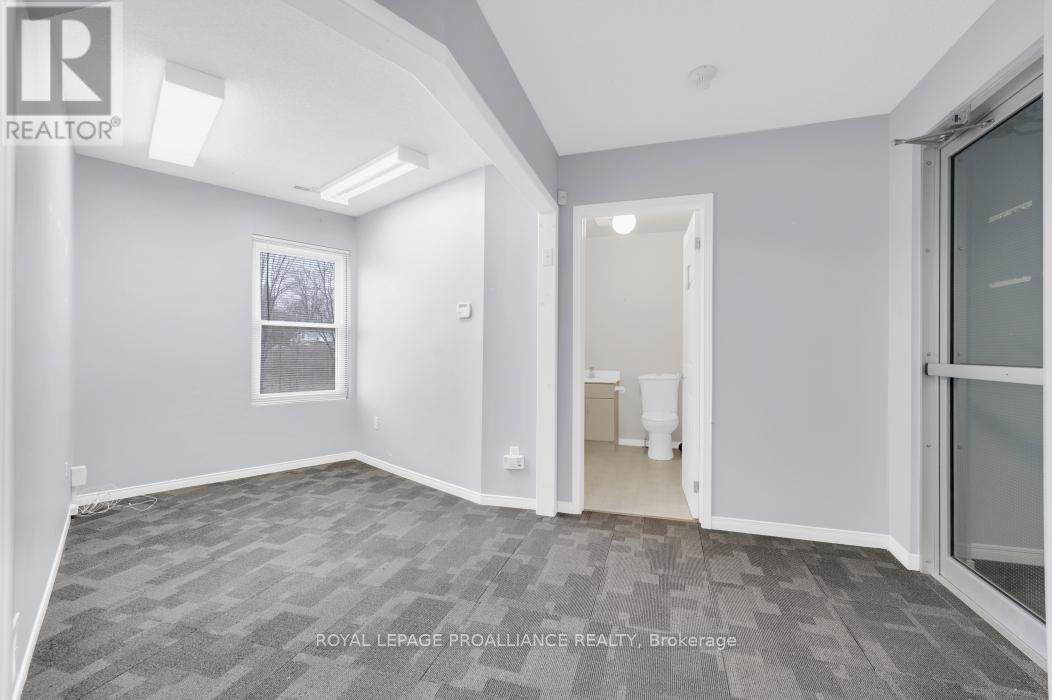 108 Russel Street, Centre Hastings, Ontario  K0K 2K0 - Photo 11 - X12952182
