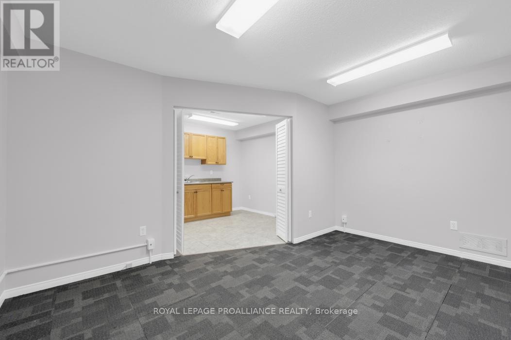 108 Russel Street, Centre Hastings, Ontario  K0K 2K0 - Photo 14 - X12952182