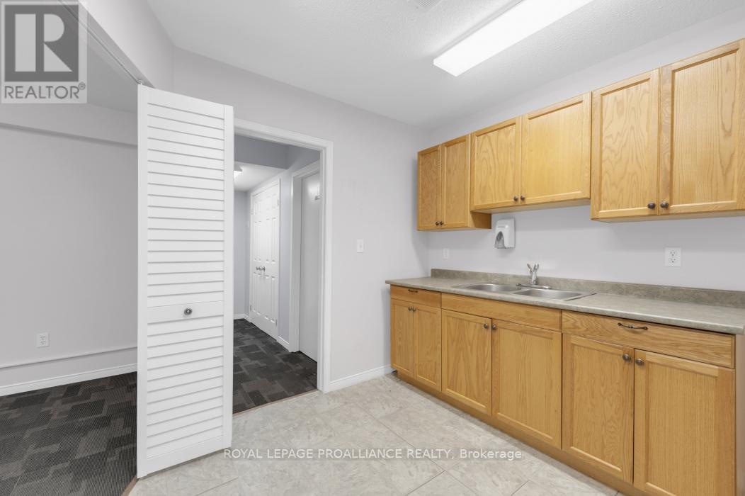 108 Russel Street, Centre Hastings, Ontario  K0K 2K0 - Photo 15 - X12952182