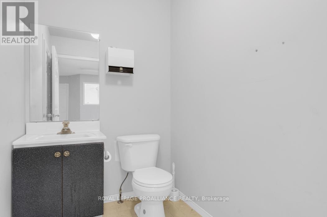 108 Russel Street, Centre Hastings, Ontario  K0K 2K0 - Photo 20 - X12952182