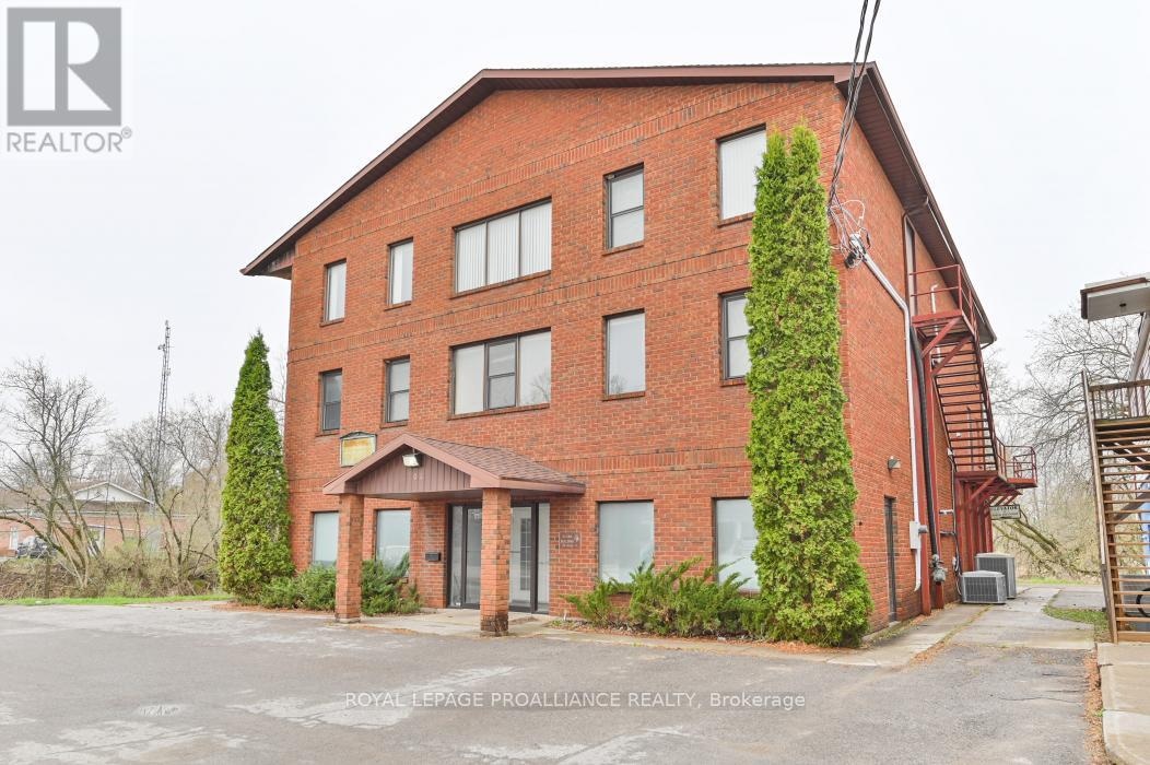 108 Russel Street, Centre Hastings, Ontario  K0K 2K0 - Photo 3 - X12952182