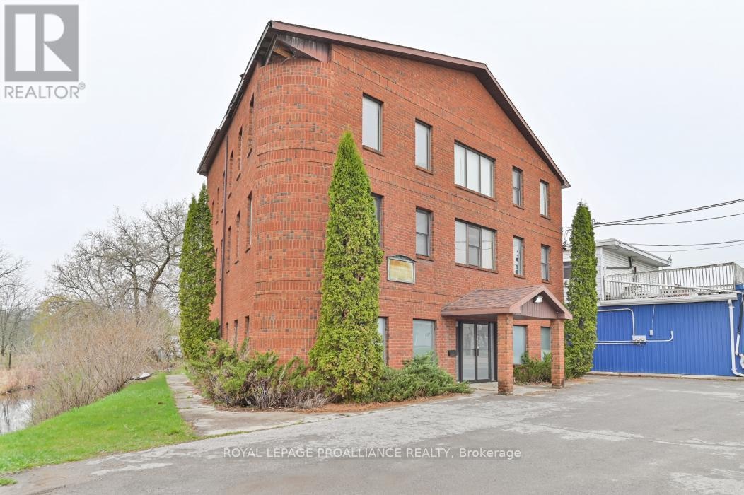 108 Russel Street, Centre Hastings, Ontario  K0K 2K0 - Photo 30 - X12952182