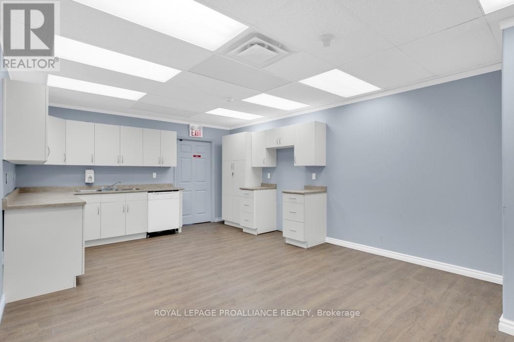 108 Russel Street, Centre Hastings, Ontario  K0K 2K0 - Photo 5 - X12952182